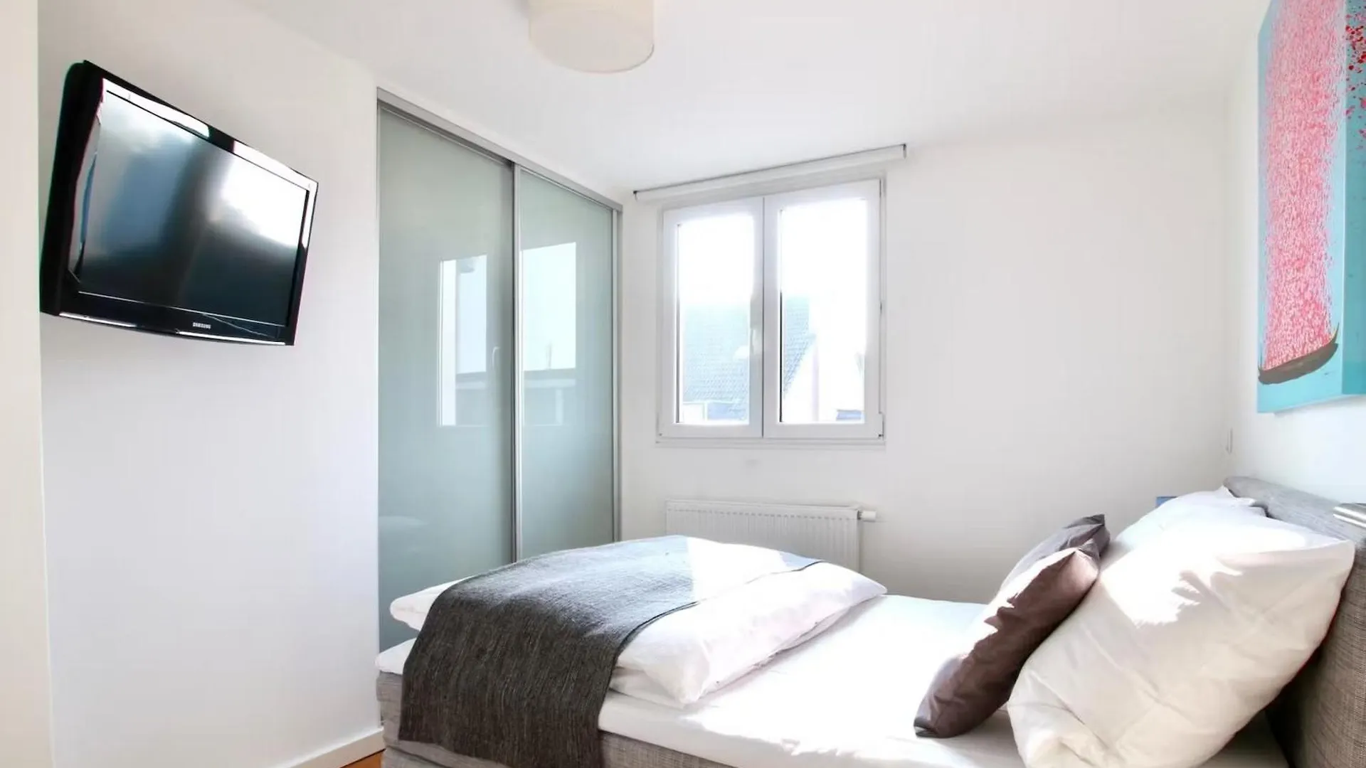 Apartmán Grosse Dachgeschosswohnung Mit Balkon Im Belgischen Viertel Kolín nad Rýnem